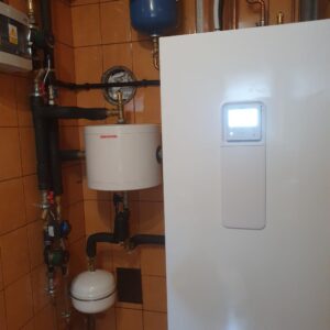 Pompa ciepła instalacja w kotłowni
